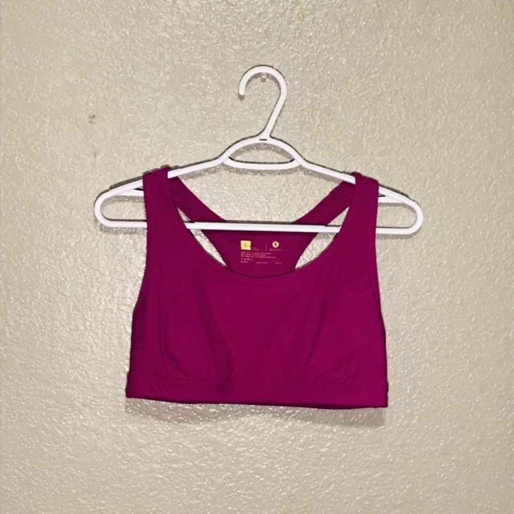 sports bra